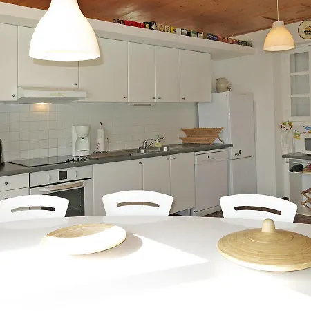 Nyaraló Ferienhaus 140s *